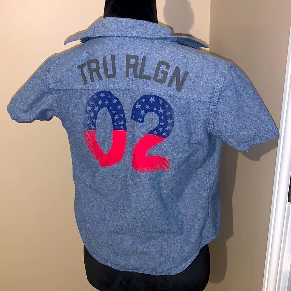 True Religion Size 7 Polo 👕💫✨